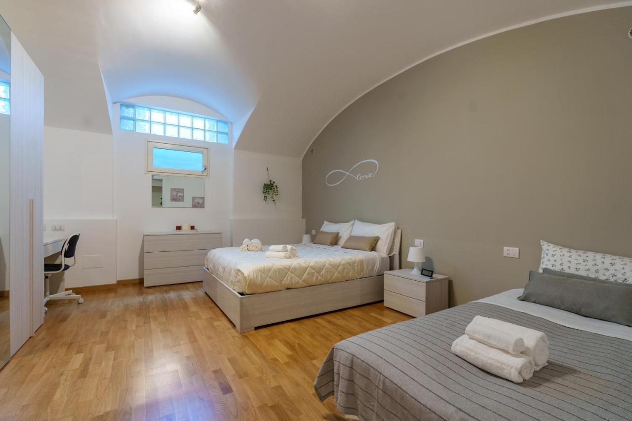 Centro Storico Duomo A 5 Minuti Love Suite Wifi Netflix 밀라노 외부 사진